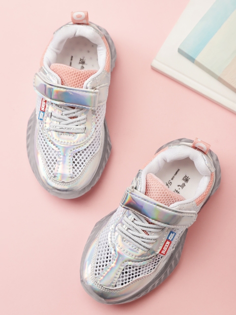 

Hoppipola Girls White & Silver-Toned Iridescent Sneakers