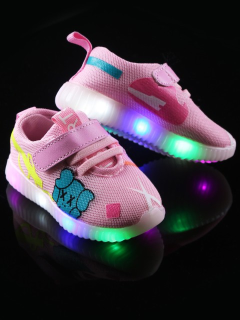 

Hoppipola Girls Pink Printed LED Sneakers