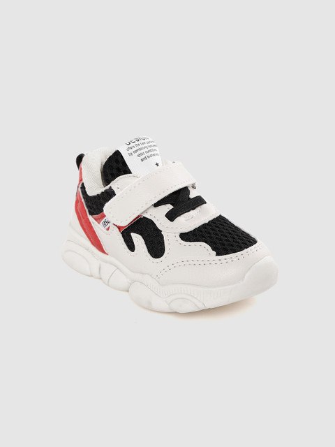

Hoppipola Kids Black & White Colourblocked Sneakers
