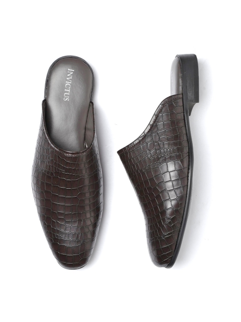 

NVICTUS Men Coffee Brown Croc Textured Partywear Mules