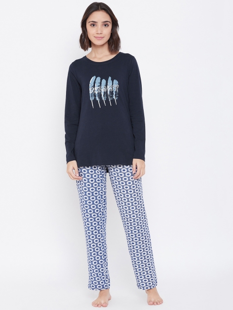 

Sweet Dreams Women Navy Blue & White Feather Print Night Suit