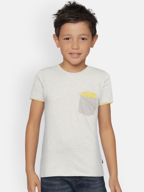 

Zalza Boys Grey Solid Round Neck T-shirt