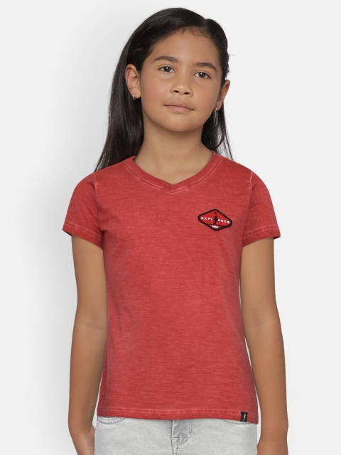 

Zalza Girls Red Solid V-Neck T-shirt
