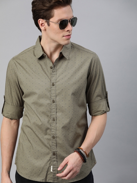 

The Roadster Lifestyle Co Men Olive Green & Blue Regular Fit Printed Casual Shirt