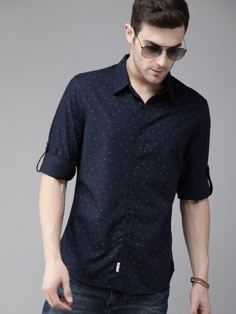 

The Roadster Lifestyle Co Men Navy Blue Regular Fit Printed Casual Shirt