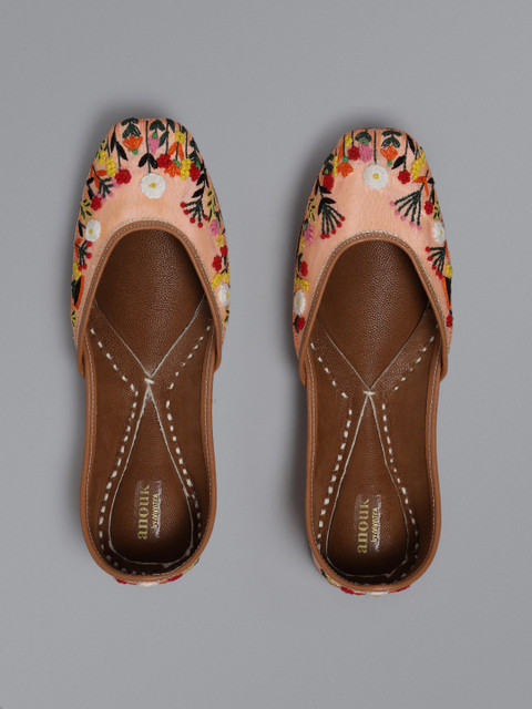 

Anouk Women Peach-Coloured Floral Embroidered Mojaris