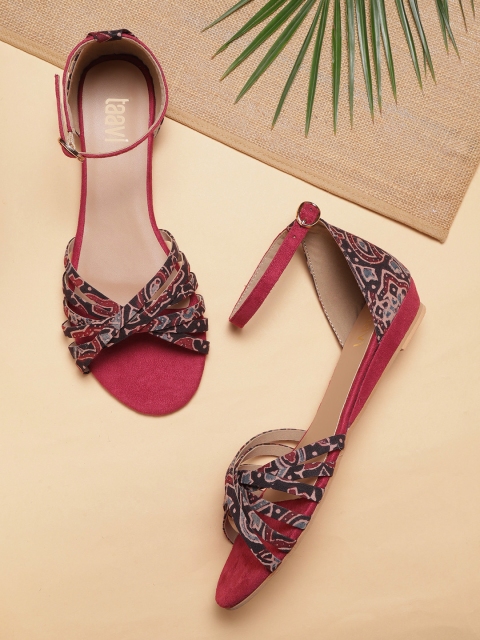 

Taavi Women Coffee Brown & Beige Ajrakh Print Open-Toe Sustainable Flats