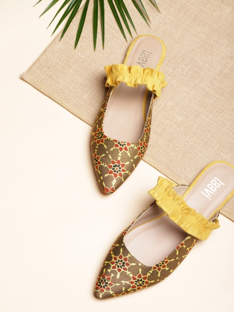 

Taavi Women Olive Green & Mustard Yellow Hand Block Print Sustainable Flats