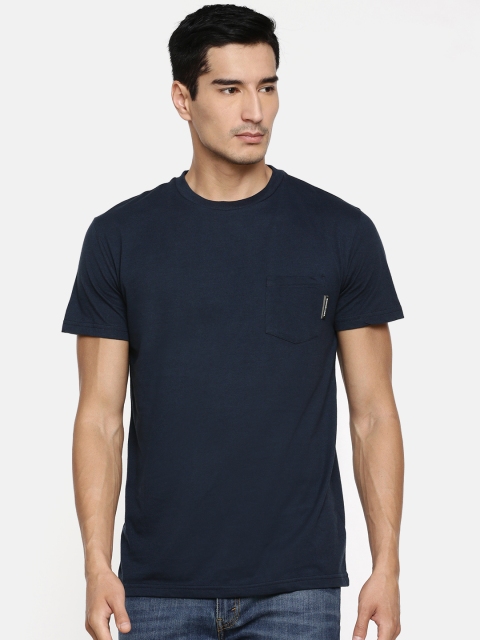 

DC Men Navy Blue Solid Round Neck T-shirt