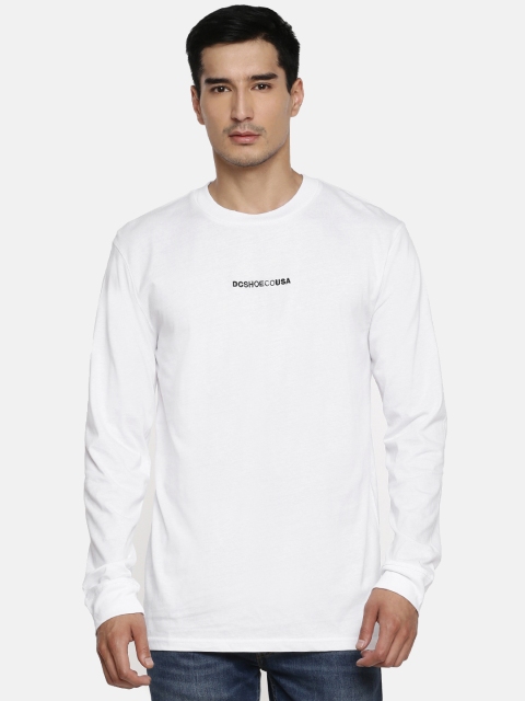 

DC Men White Solid Round Neck T-shirt