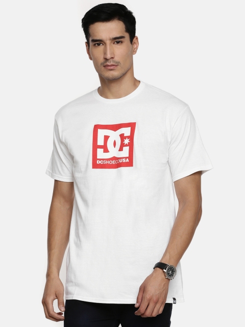 

DC Men White Printed Round Neck T-shirt