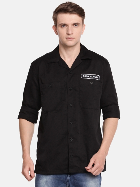 

DC Men Black Regular Fit Solid Casual Shirt