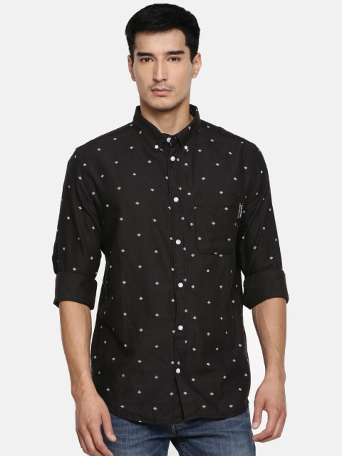 

DC Men Black & White Regular Fit Printed Casual Shirt