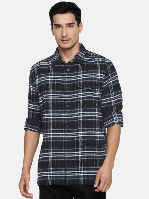 

DC Men Navy Blue & Black Regular Fit Checked Casual Shirt