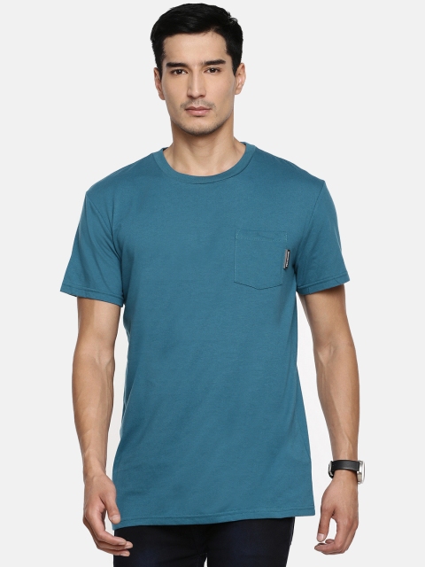 

DC Men Teal Blue Solid Round Neck T-shirt