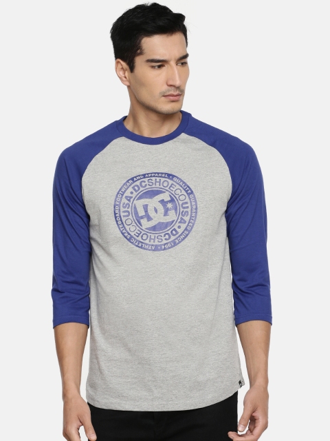 

DC Men Grey Melange Printed Round Neck T-shirt