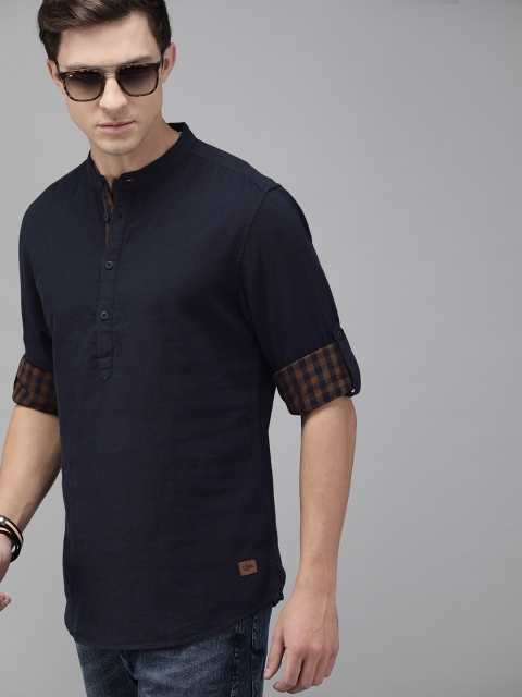 

The Roadster Lifestyle Co Men Navy Blue Regular Fit Solid Casual Shirt