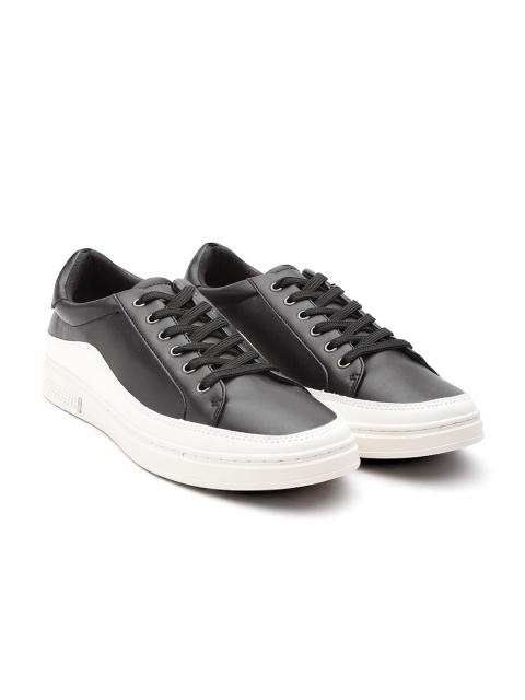 

Carlton London Men Black Solid Sneakers