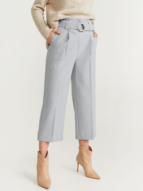 

MANGO Women Grey Melange Regular Fit Solid Cropped Trousers