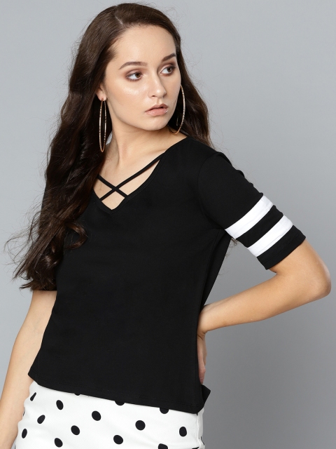 

VividArtsy Women Black Solid V-Neck T-shirt