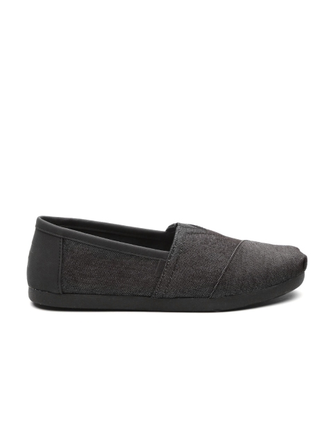 

TOMS Men Black Slip-On Sneakers