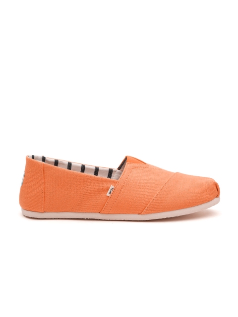 

TOMS Men Orange Slip-On Sneakers