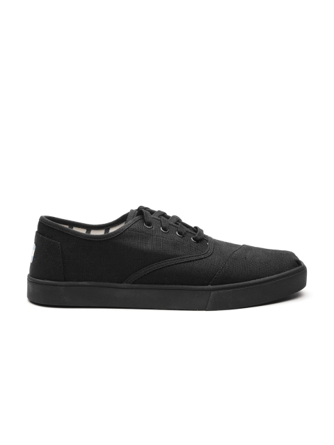 

TOMS Men Black Solid Sneakers