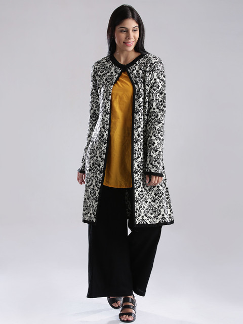 

W Off-White & Black Long Cardigan