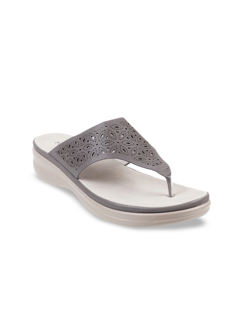 

Metro Women Grey Solid Heels