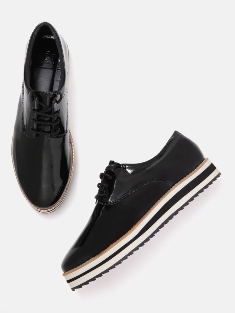 

her by invictus Women Black Solid Flatform Derbys