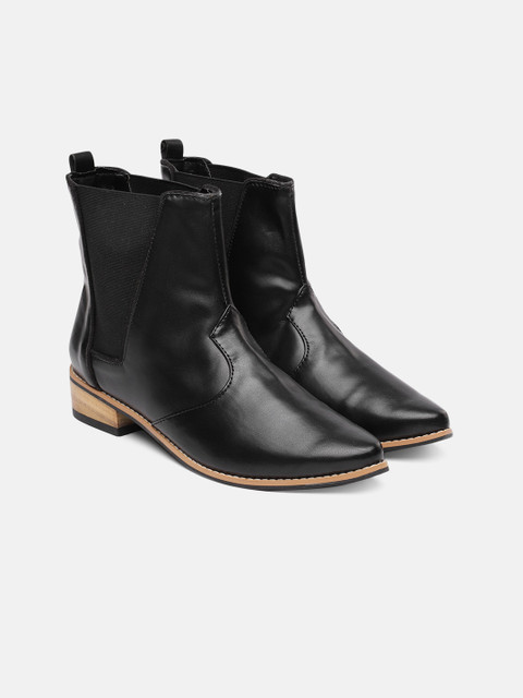 

Roadster Women Black Solid High-Top Chukka Boots