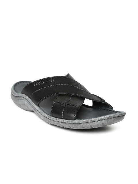 

Clarks Men Black Leather Sandals