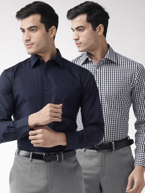 

Marks & Spencer Men Pack of 2 Regular Fit Checked Formal Shirts, Navy blue