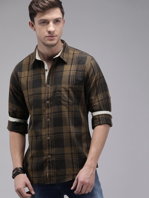 

The Roadster Lifestyle Co Men Black & Olive Brown Regular Fit Checked Casual Shirt