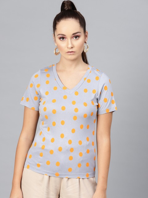 

SASSAFRAS Women Grey & Mustard Yellow Polka Dot Print V-Neck T-shirt