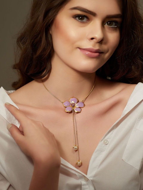 

Zariin gold Women Gold-Plated Handcrafted Necklace