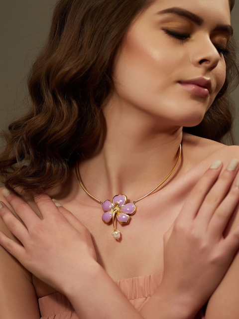 

Zariin gold Women Gold-Plated Handcrafted Necklace
