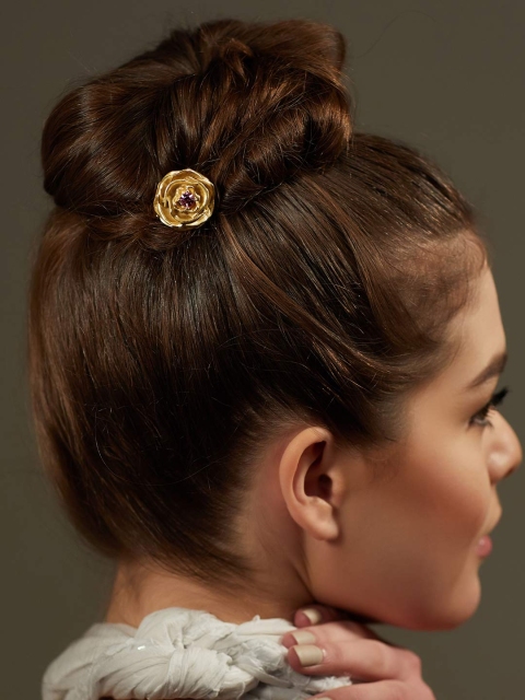 

Zariin Gold-Plated & Pink Hair Stick Clip