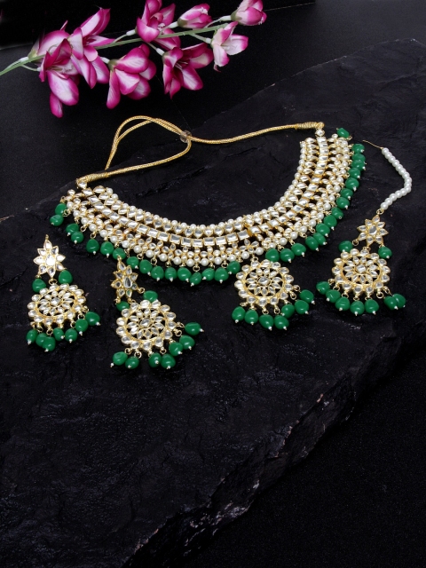 

DUGRISTYLE Women Gold-Plated & Green Kundan Vilandi Jewellery Set