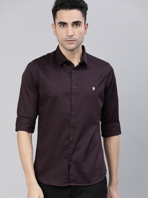 

French Connection Men Burgundy Slim Fit Solid Casual Shirt