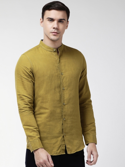 

Marks & Spencer Men Green Slim Fit Solid Casual Shirt