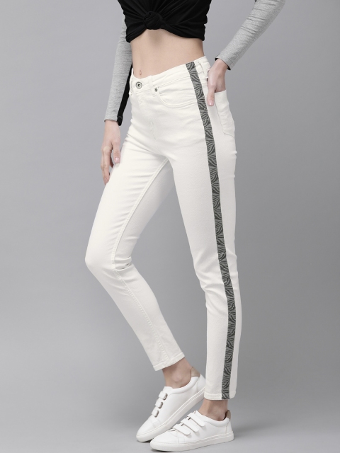 

Roadster Women White Super Skinny Fit High-Rise Clean Look Stretchable Jeans
