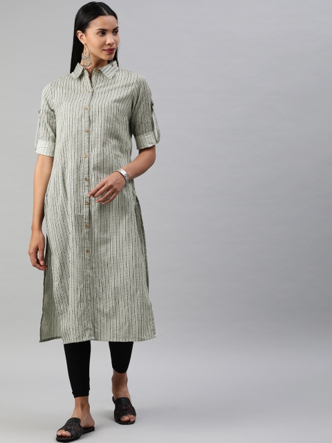 

Anouk Women Black with a tinge of Green & White Printed Straight Kurta