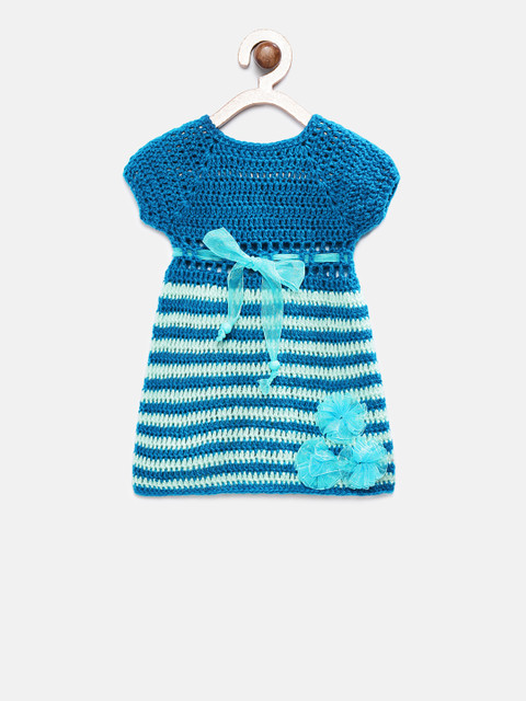 

Magic Needles Girls Blue Woollen Kitted Self Design Dress