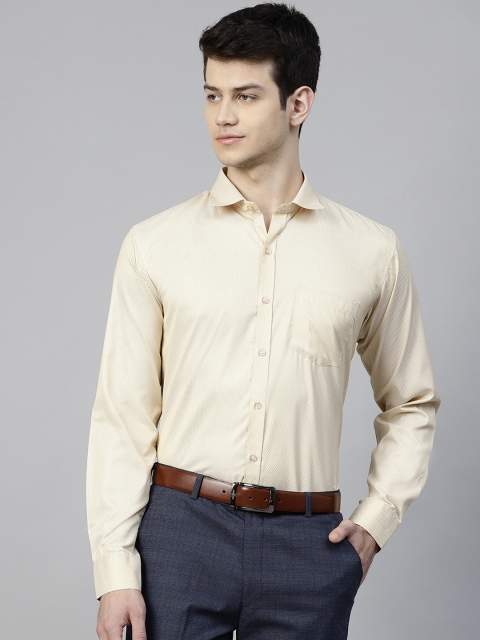 

MANQ Men Yellow Smart Slim Fit Self Design Formal Shirt