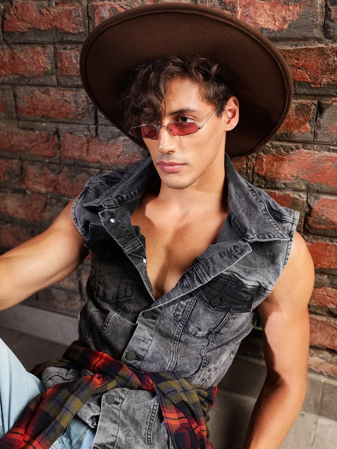 

HERE&NOW Men Black Solid Washed Denim Jacket