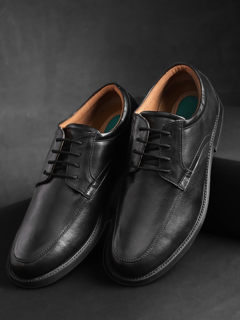 

INVICTUS Men Black Solid Gel comfort Formal Derbys