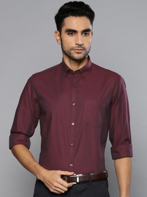 

Louis Philippe Men Maroon Slim Fit Self Striped Casual Shirt