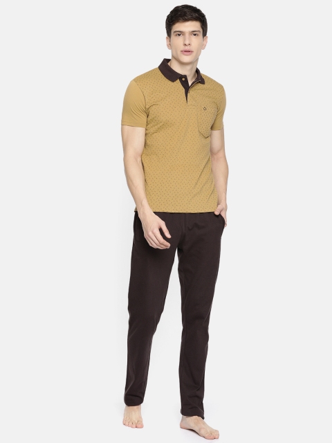 

Sweet Dreams Men Beige & Brown Printed Night Suit