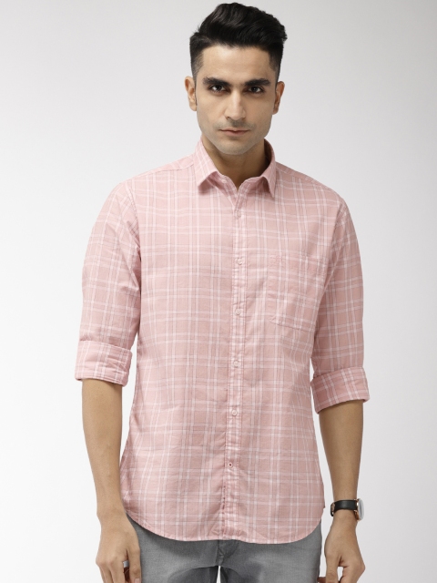 

Raymond Men Pink & White Slim Fit Checked Casual Shirt